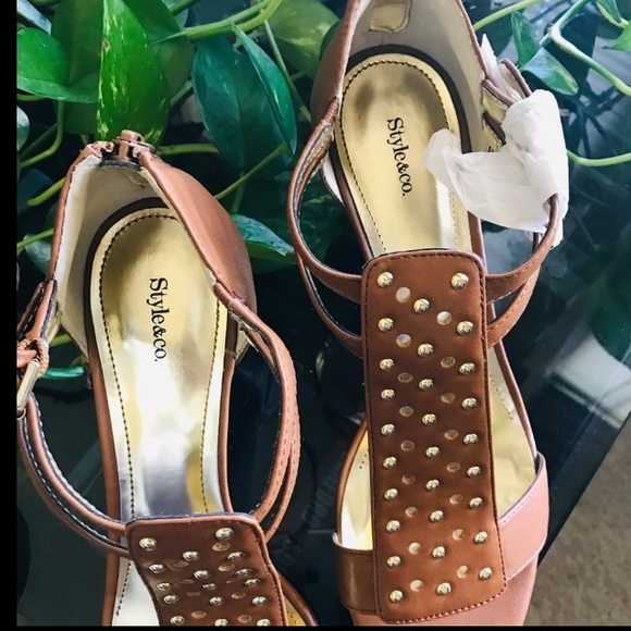 Style & Co Camel & Gold Peep Toe Sandals Size 9.5 - Picture 2 of 11